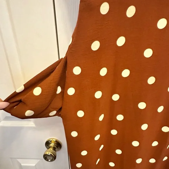 Monteau Brown and White Polka Dot Midi Dress | Pretty Woman inspired - Picture 3 of 5